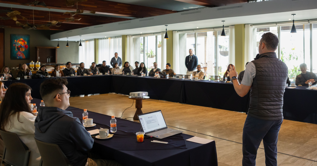 From Click to Case: TK Injury Lawyers, Special Guest at a Marketing Conference in Mexico